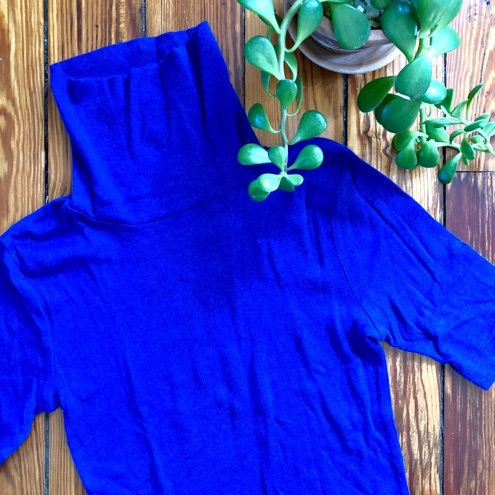 Brilliant Blue Ribbed Top